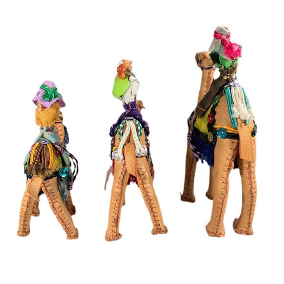 Vintage Arabian Dromedary Set of 3 Camels & Riders Hand Stitched Leather - Picture 9 of 12